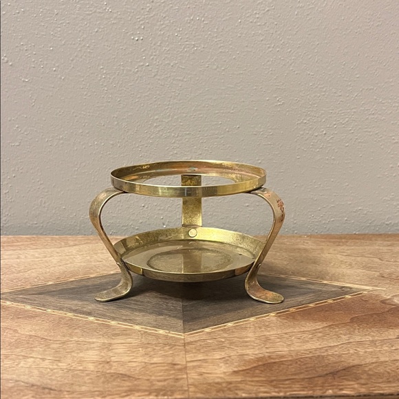Gold pedestal candle holder - Picture 2 of 7